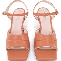 Sandały damskie WITTCHEN z klamrą z tworzywa sztucznego eleganckie na szpilce na średnim obcasie  - zdjęcie produktu