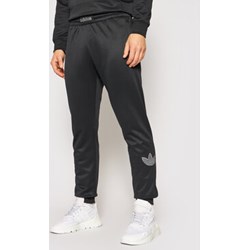 Spodnie męskie Adidas na jesień  - zdjęcie produktu