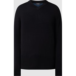 Sweter męski Esprit w serek  - zdjęcie produktu