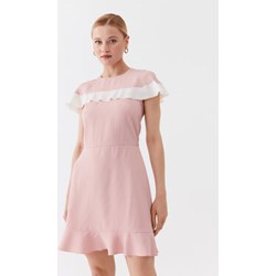 Różowa sukienka Red Valentino z krótkimi rękawami z okrągłym dekoltem  - zdjęcie produktu