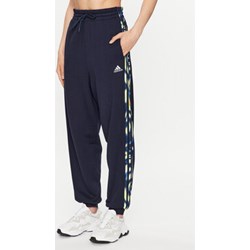 Spodnie damskie Adidas z dresu jesienne  - zdjęcie produktu