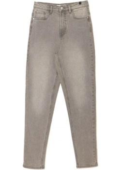 Cropp - Szare jeansy mom slim - szary Cropp Cropp - kod rabatowy