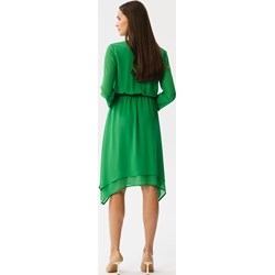 Sukienka Stylove asymetryczna midi z długimi rękawami  - zdjęcie produktu
