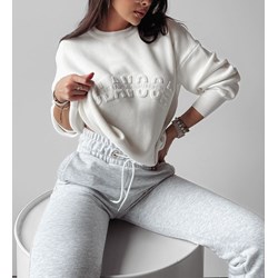 Sweter damski biały  - zdjęcie produktu
