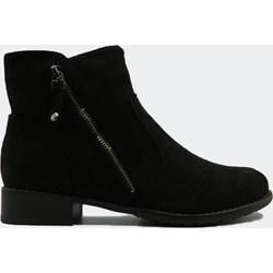 Botki Labuty casual czarne zamszowe  - zdjęcie produktu