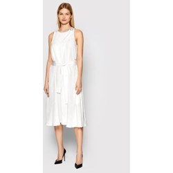 Sukienka Armani Exchange biała bez rękawów midi  - zdjęcie produktu