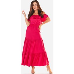 Sukienka różowa AWAMA maxi elegancka z okrągłym dekoltem  - zdjęcie produktu