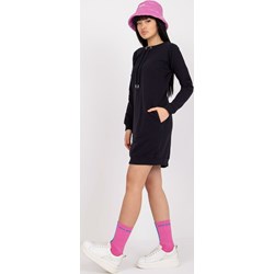 Sukienka Basic Feel Good mini na spacer czarna z okrągłym dekoltem  - zdjęcie produktu
