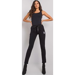 Spodnie damskie Relevance czarne z elastanu  - zdjęcie produktu