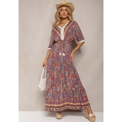Sukienka wielokolorowa Renee z długimi rękawami maxi w abstrakcyjnym wzorze  - zdjęcie produktu