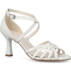 Sandały damskie Kotyl eleganckie białe z klamrą  - zdjęcie produktu