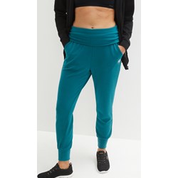 Spodnie damskie zielone Bonprix  - zdjęcie produktu