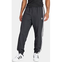 Spodnie męskie Adidas dresowe  - zdjęcie produktu