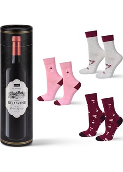 Zestaw 3x Skarpetki damskie SOXO zabawne Red Wine w tubie na prezent Sklep SOXO - kod rabatowy