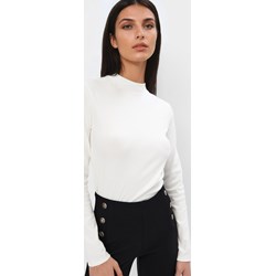 Bluzka damska Mohito casual biała z golfem jesienna z długimi rękawami  - zdjęcie produktu