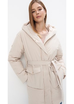 Mohito - Pikowany płaszcz - beżowy Mohito Mohito - kod rabatowy