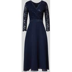 Sukienka Swing koronkowa w serek na sylwestra rozkloszowana z długim rękawem  - zdjęcie produktu