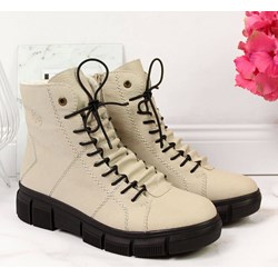 Botki Rieker casual wiosenne na płaskiej podeszwie  - zdjęcie produktu