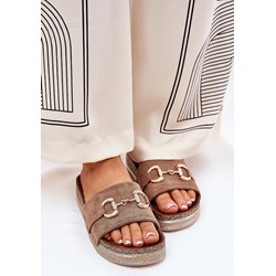 Boto klapki damskie beżowe na lato bez zapięcia z zamszu  - zdjęcie produktu