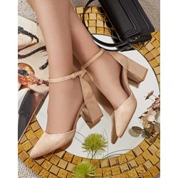 Czółenka Royalfashion.pl z klamrą eleganckie  - zdjęcie produktu