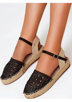 Czarne damskie espadryle z ażurową cholewką Triumf - Obuwie  Royalfashion.pl  - kod rabatowy