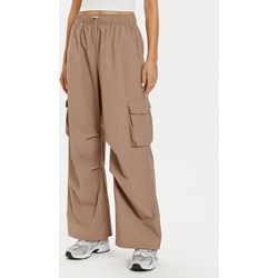 Spodnie damskie New Balance - MODIVO - zdjęcie produktu