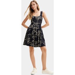 Sukienka Desigual na uczelnię na ramiączkach mini  - zdjęcie produktu
