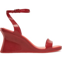 Czerwone sandały damskie Melissa z klamrą eleganckie z gumy  - zdjęcie produktu