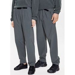 Spodnie męskie Jack Wolfskin szare sportowe na jesień  - zdjęcie produktu