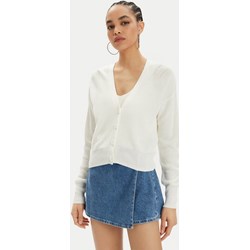 Sweter damski biały Vero Moda  - zdjęcie produktu