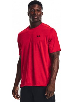Męska koszulka treningowa Under Armour UA Tech Vent SS - czerwona Under Armour Sportstylestory.com - kod rabatowy