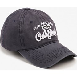 Czapka z daszkiem damska Renee - renee.pl - zdjęcie produktu