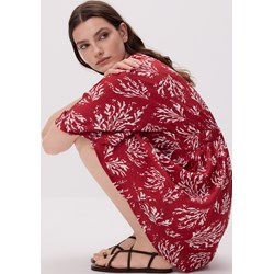 Sukienka Reserved mini z długim rękawem w abstrakcyjne wzory casual  - zdjęcie produktu