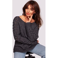 Sweter damski BeWear szary z okrągłym dekoltem  - zdjęcie produktu