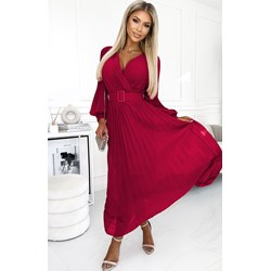 Numoco Basic sukienka czerwona z elastanu z paskiem rozkloszowana maxi  - zdjęcie produktu