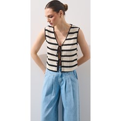 Bluzka damska Mohito z okrągłym dekoltem z krótkim rękawem  - zdjęcie produktu