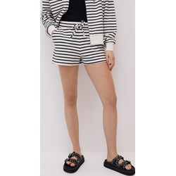 Szorty Reserved casual  - zdjęcie produktu