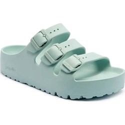 Klapki damskie BIRKENSTOCK - Gomez Fashion Store - zdjęcie produktu