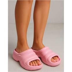 Klapki damskie Pantofelek24 bez zapięcia casual na platformie  - zdjęcie produktu