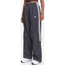 Spodnie damskie Adidas  - zdjęcie produktu