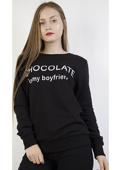 Bluza z napisem "Chocolate is my boyfriend" Olika  promocyjna cena olika.com.pl  - kod rabatowy