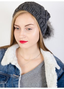 Ciemno-szara przeplatana czapka z pomponem Olika  olika.com.pl - kod rabatowy