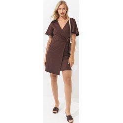 Sukienka Mohito mini z krótkim rękawem casualowa kopertowa z dekoltem w literę v  - zdjęcie produktu