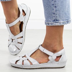 Deoni półbuty damskie srebrne z klamrą casual  - zdjęcie produktu