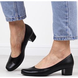 Czółenka czarne Gregors eleganckie na obcasie na średnim  - zdjęcie produktu