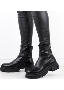 Czarne botki damskie na traperze M.DASZYŃSKI 2127-19 PU suzana.pl okazja - kod rabatowy