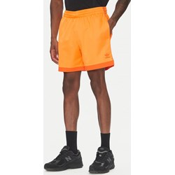 Spodenki męskie Adidas w sportowym stylu  - zdjęcie produktu