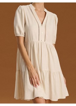 Sinsay - Sukienka mini - kremowy Sinsay Sinsay - kod rabatowy