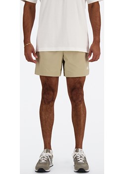 Spodenki męskie New Balance MS41517SOT – beżowe New Balance New Balance Poland - kod rabatowy