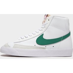 Buty sportowe damskie Nike białe sznurowane płaskie na wiosnę  - zdjęcie produktu